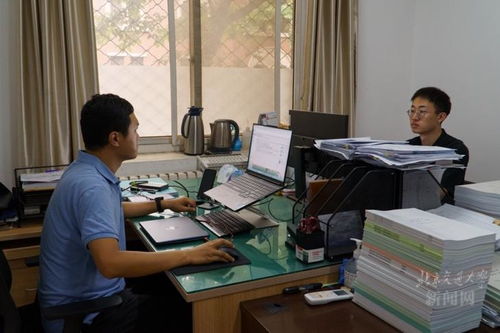 人事處與教師工作部攜手 精心部署優(yōu)化服務(wù)，確保暑期工作與教育信息咨詢順暢運(yùn)行